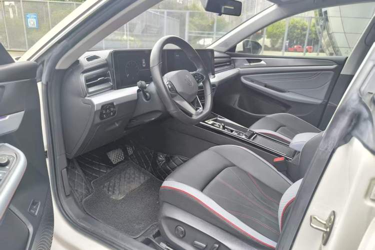 Used Volkswagen Lamando 2022 Lavida L 280TSI DSG Cool & Spicy Edition