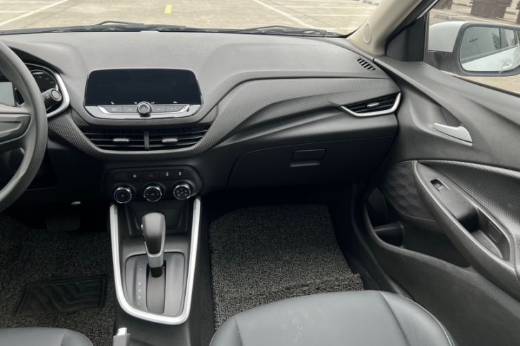 Used Chevrolet Cavalier 2021 325T Automatic Enjoyment Edition Interior 3