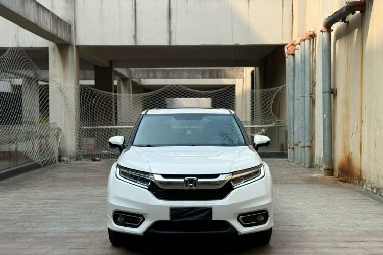 Used Honda Avancier 2017 240TURBO Two-Wheel Drive Luxury Edition Exterior 1