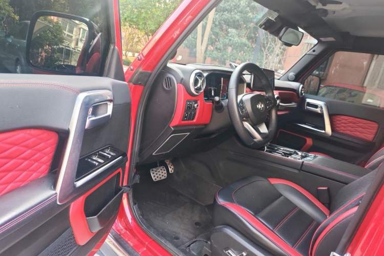 Used BAIC Off-Road BJ40 2018 PLUS 2.3T Automatic Four-Wheel Drive Flagship Version China V Emission Standard
