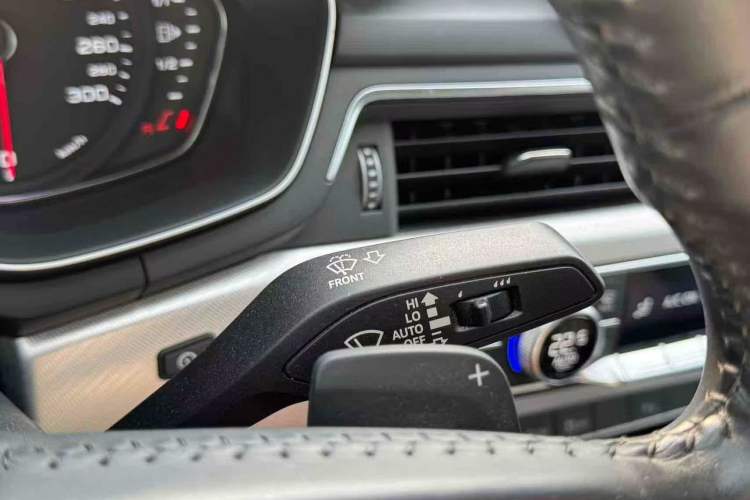 Used Audi A5 2020 Coupe 40 TFSI Fashion Edition China VI Emission Standard