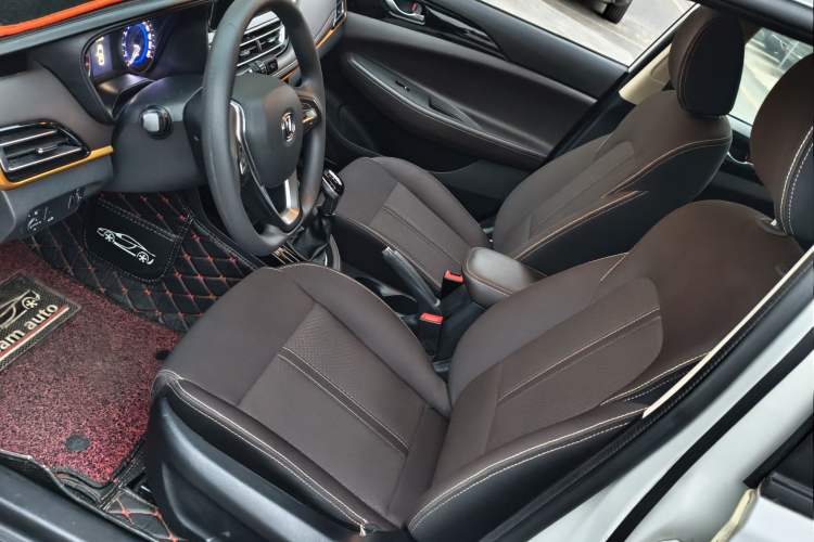 Used Changan Eado DT 2019 1.6L Manual Comfort Model China VI Standard
