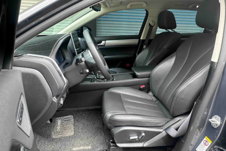 Used BYD Tang 2019 2.0T Automatic SmartConnect Luxury 7-Seater China VI Standard
