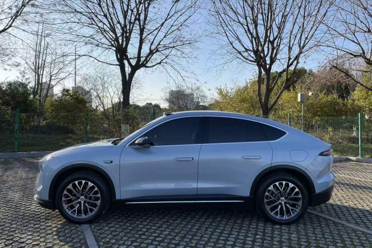 Used Nio EC6 2024 75 kWh
