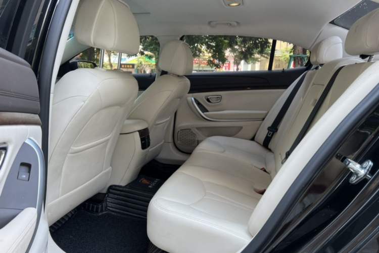 Used Roewe 950 2017 30T Internet Flagship Edition