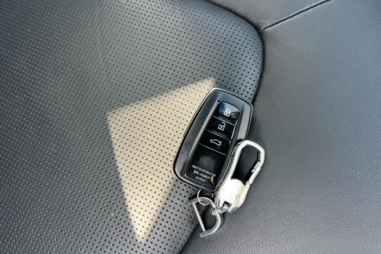 Used Toyota Camry 2019 2.5G Luxury Edition China VI Standard