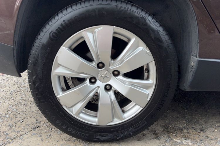 Used Peugeot 2008 2014 1.6L Automatic Fashion Edition