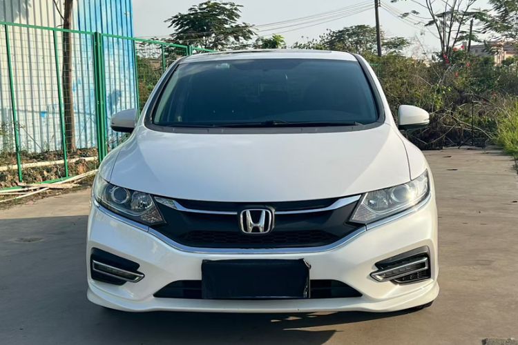 Used Honda Jade 2020 1.8L automatic Comfort version
