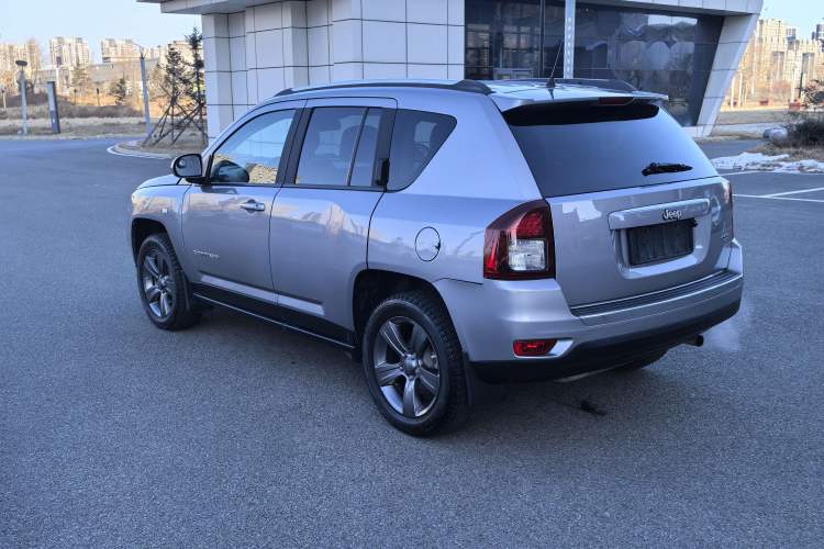 Used Jeep Compass 2014 Revised Version 2.4L Four-Wheel Drive Comfort Edition
