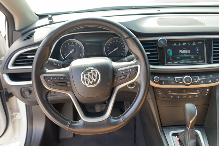 Used Buick Excelle GX 2018 18T Automatic Flagship Model
