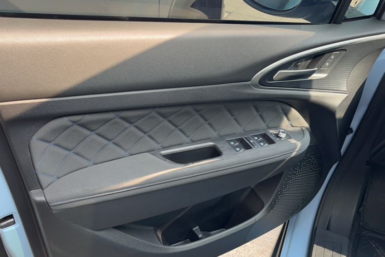 Used ORA Good Cat 2021 400km Standard Range Venus Edition Lithium Iron Phosphate