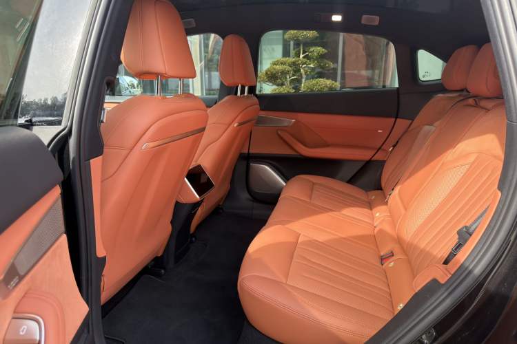 Used ONVO L60 2024 60 kWh Rear-Drive Version