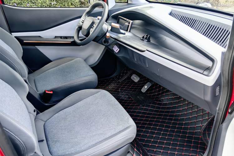 Used Baojun E200 2019 250KM Smart Drive Edition
