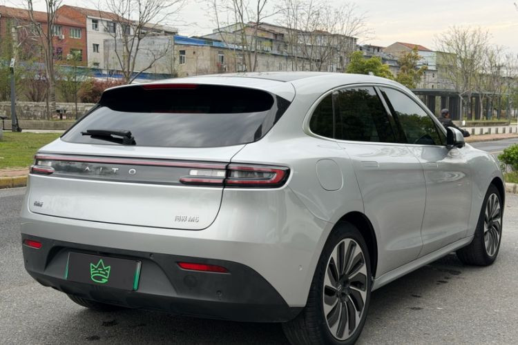 Used Hima AITO M5 2022 Extended-Range Four-Wheel Drive Performance Version
