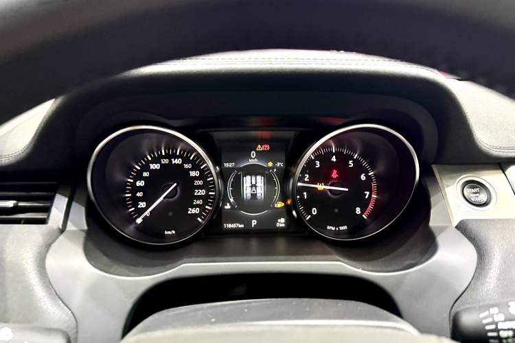 Used Land Rover Range Rover Evoque 2018 240 PS SE DYNAMIC Smart Edition