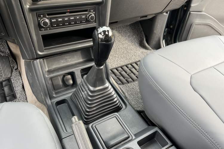 Used Leopaard 6481 2009 2.2L Manual Two-Wheel Drive