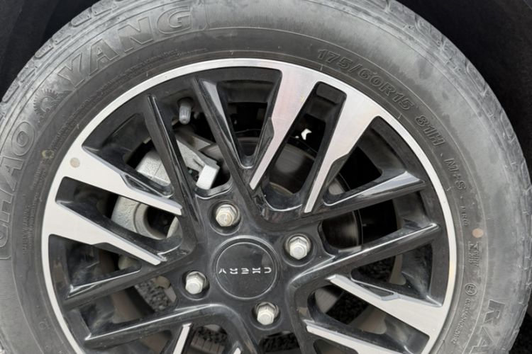 Used Chery Little Ant 2022 Sweet Pink Edition Half-Sugar Version Lithium Iron Phosphate 29.2 kWh 30 kW 301 km