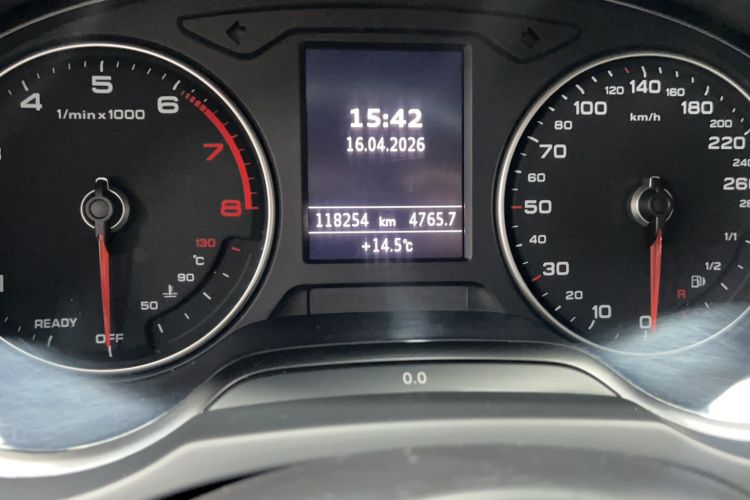 Used Audi A3 2017 Limousine 35 TFSI Fashion Model Odometer Close Up