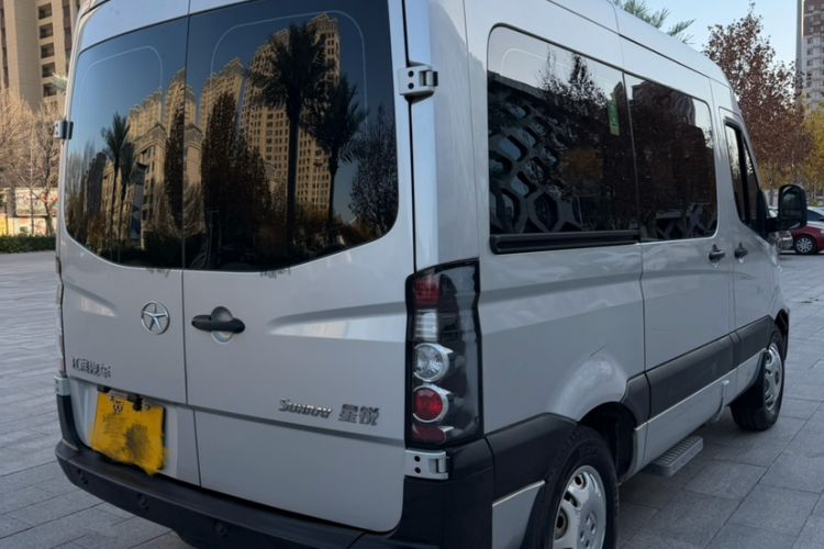 Used JAC Sunray 2021 2.0T 4-Series Star Business Van 5-10 Seater D20TCIF1
