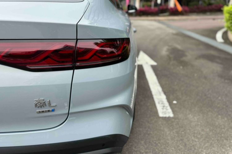 Used BYD Qin L 2025 DM-i Smart Drive 120KM Superior Model