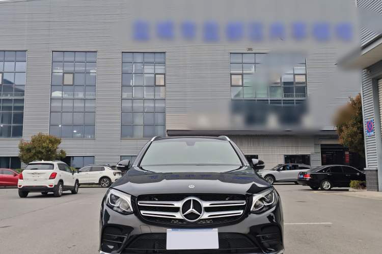 Used Mercedes-Benz GLC 2019 GLC 260 L 4MATIC Dynamic Model