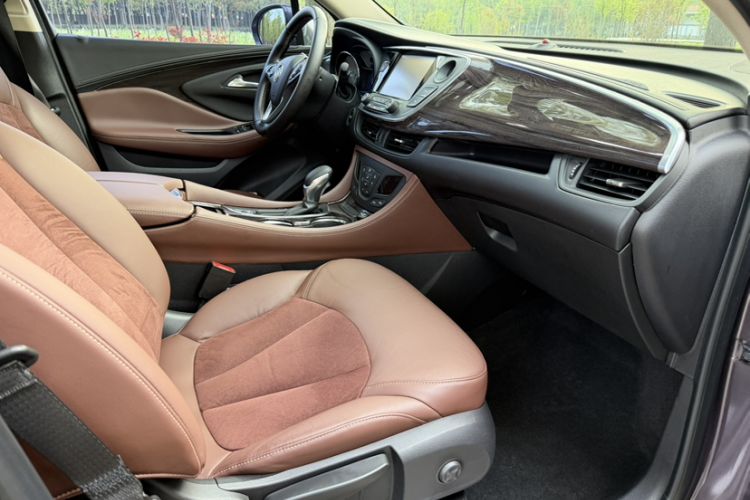 Used Buick Envision 2017 20T Two-Wheel Drive Elite Version Right Front Seat