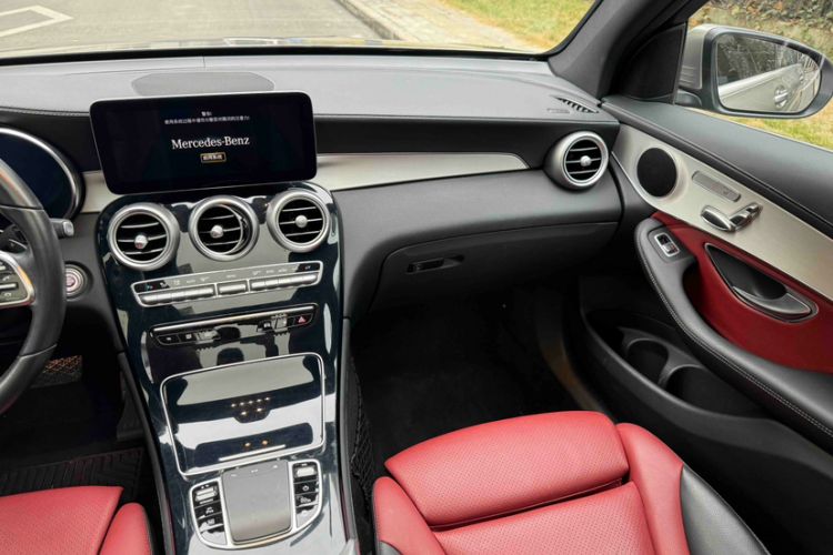 Used Mercedes-Benz GLC 2020 GLC 260 L 4MATIC Luxury Model
