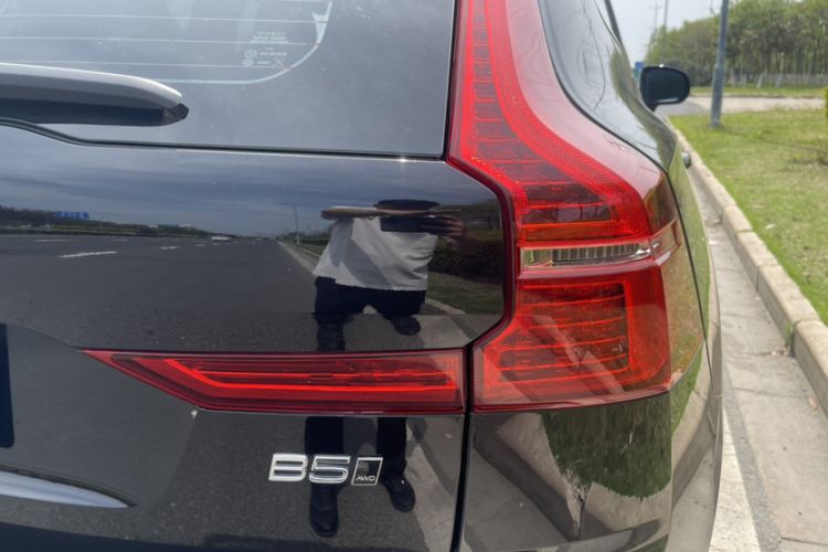 Used Volvo XC60 2025 B5 Four-Wheel Drive Smart & Advanced Luxury Edition Exterior 6