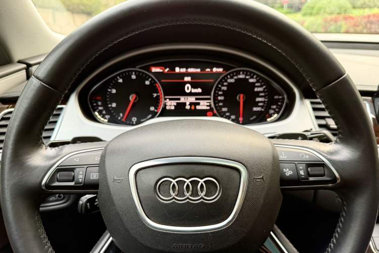 Used Audi A8 2014 A8L 45 TFSI quattro Comfort model