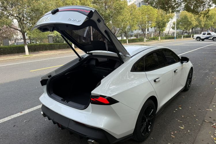 Used CHANGAN UNI-V 2023 1.5T Premium Model