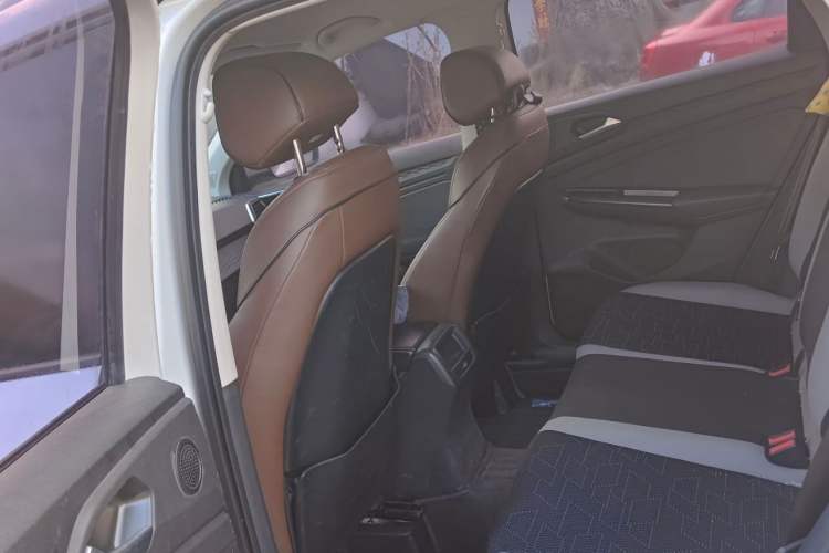 Used Jetta VS5 2021 280TSI Automatic Trend Edition Interior 4