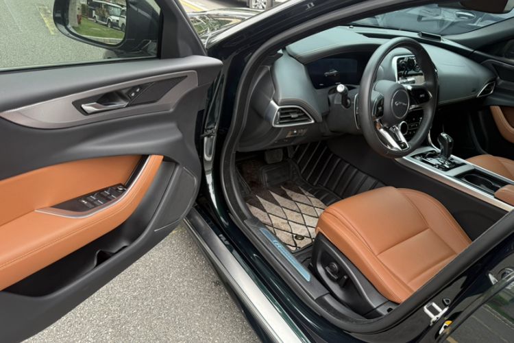 Used Jaguar XEL 2021 2.0T 250 PS R-DYNAMIC S Advanced Sport Edition Interior 3