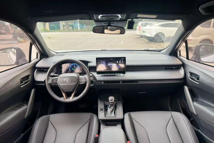 Used Toyota FRONTLANDER 2026 Model 2.0L CVT Comfort Edition