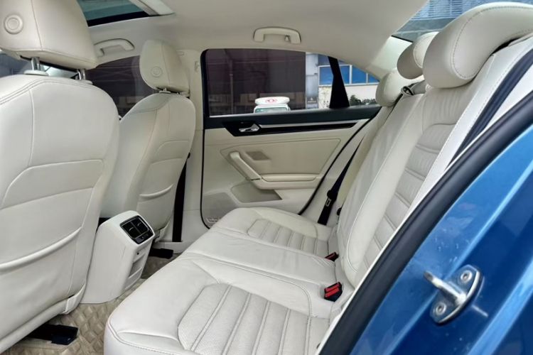 Used Volkswagen Lamando 2015 330TSI DSG Luxury Edition