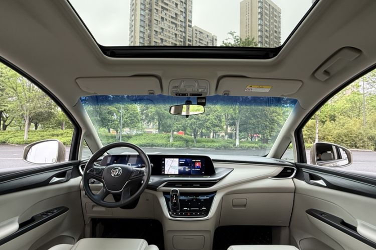 Used Buick GL8 2023 ES Lu Zun Comfort Model Interior 11