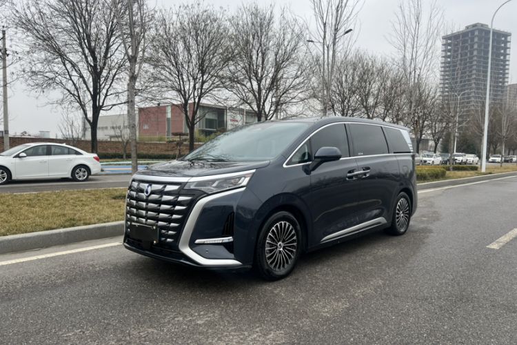 Used Denza D9 2022 DM-i 970 Four-Wheel Drive Flagship Model