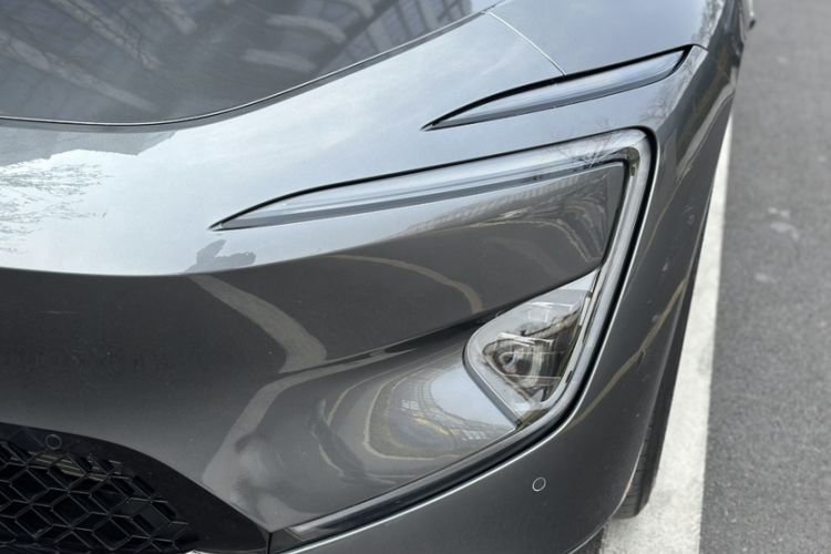 Used Avatr 12 2025 Year Updated Ultra Extended-Range Version Left Front Headlight