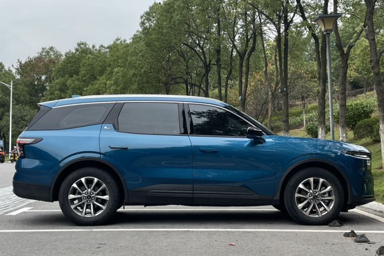 Used Ford Edge 2023 Ford Explorer L 2.0T EcoBoost Two-Wheel Drive 7-Seater Luxury Model
