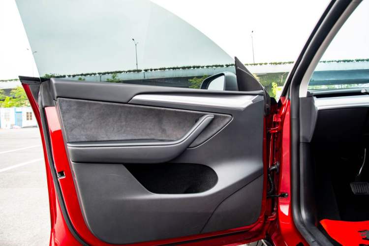 Used Tesla Model Y 2024 Rear-Wheel-Drive Version