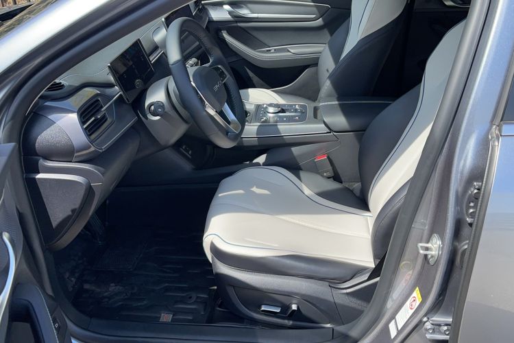 Used BYD Destroyer 05 2023 Champion Edition DM-i 120KM Prestige Model Interior 3