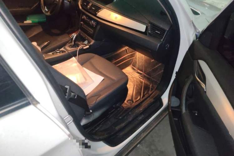 Used BMW X1 2014 sDrive18i Leading Model
