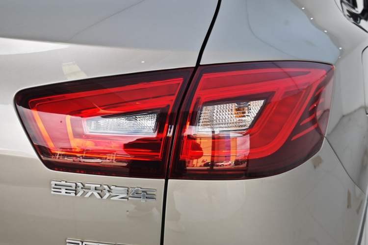 Used BORGWARD BX5 2020 20TGDI Automatic Two-Wheel Drive Pioneer Edition