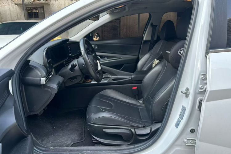 Used Hyundai Elantra 2021 1.5L CVT GLX Elite Edition
