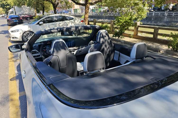 Used BMW M4 2024 M4 Convertible Coupe M xDrive Thunder Edition
