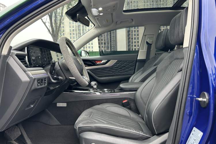 Used Hongqi HS5 2022 Revised Version 2.0T Smart Connect Flagship Edition
