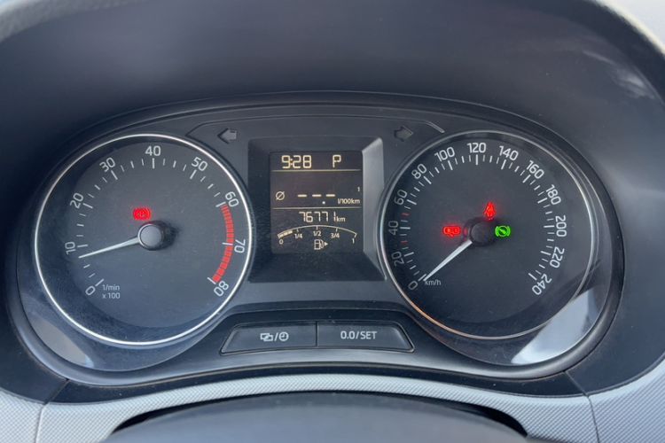 Used Skoda Fabia 2015 1.6L Automatic Sport Edition
