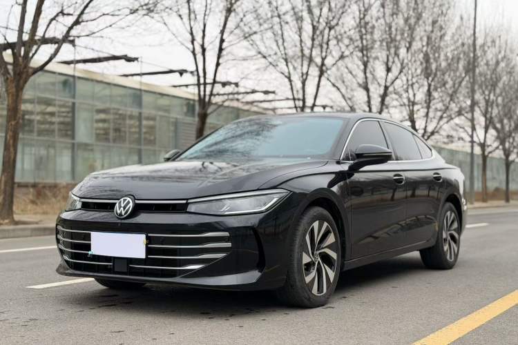 Used Volkswagen Passat 2025 Pro 380TSI Dragon Edition
