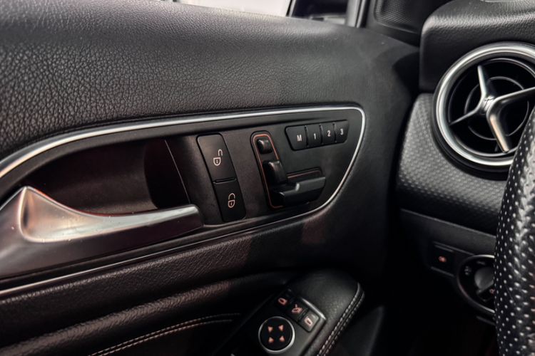 Used Mercedes-Benz A-Class 2013 A 200 Urban Edition

