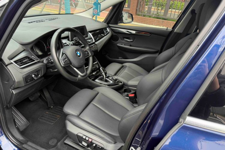 Used BMW 2 Series Gran Tourer 2018 220i Luxury Sports Package