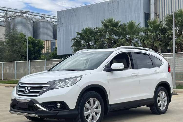 Used Honda CR-V 2015 2.0L two-wheel drive urban version